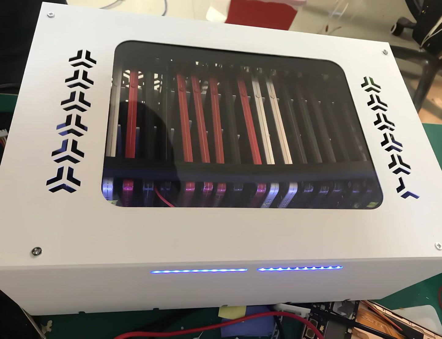 Caja vacía Teléfono Granja Teléfono móvil Chasis Grupo Equipo de control Placa base Conexión USB Accesorios Teléfono Granja