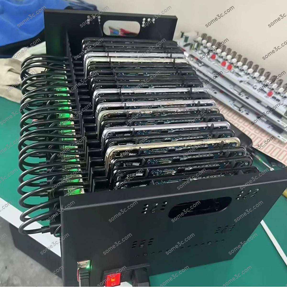 Mobile phone Farm Chassis 20 Box Phone farm Accessories Telephone Motherboard Empty Box Android Smartphone Chassis Group Control Matrix USB Connection independent ports